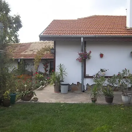 Pensiune House Gabri Ovstrovce