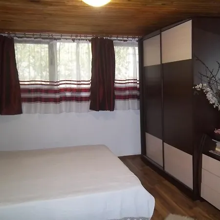 Pensiune House Gabri Ovstrovce